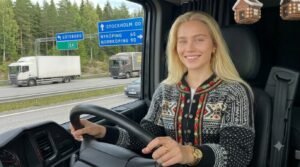 Read more about the article Lastbilsförsäkring i Sverige – allt du behöver veta